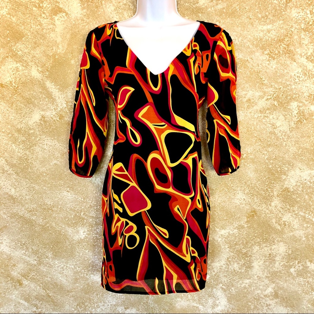 Cold Shoulder Abstract Prints Shift Dress_S